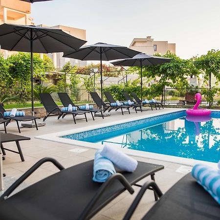 LCT Blue Lions Apartments Podstrana Extérieur photo