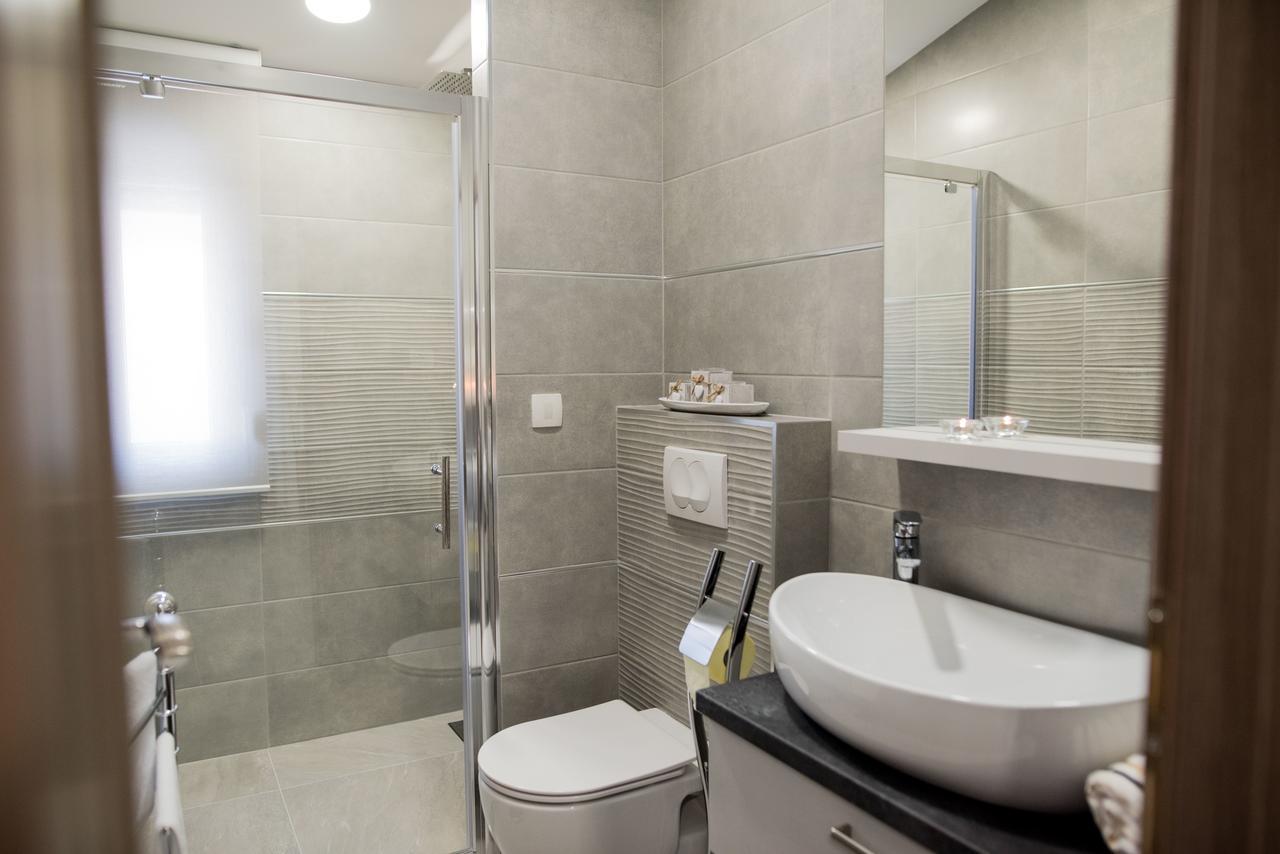 LCT Blue Lions Apartments Podstrana Extérieur photo